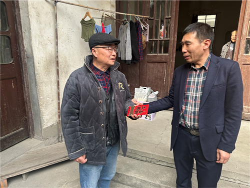 情暖冬日 愛潤人心 